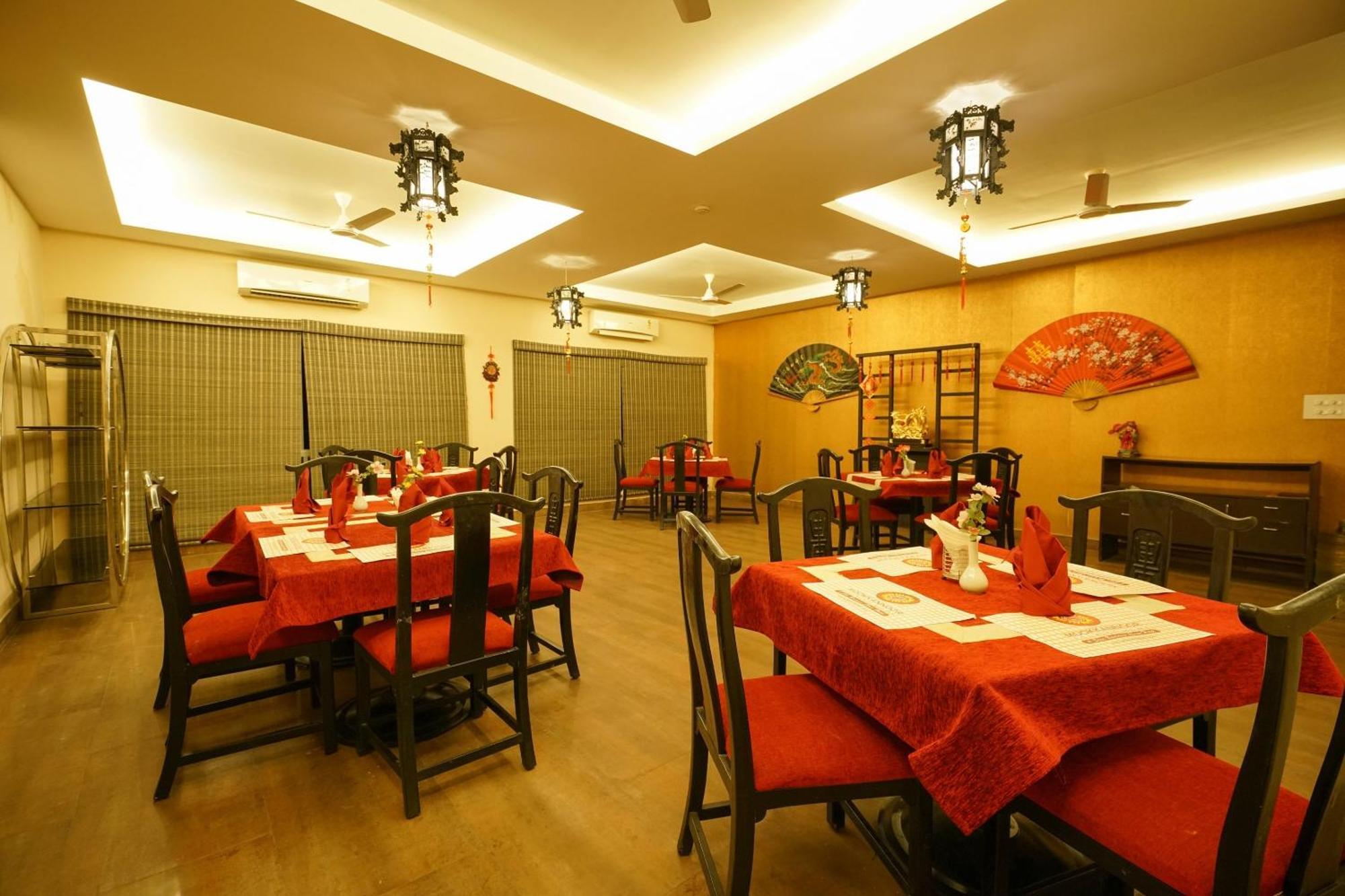 Super Townhouse Mookkannoor Tourist Home Angamaly Extérieur photo